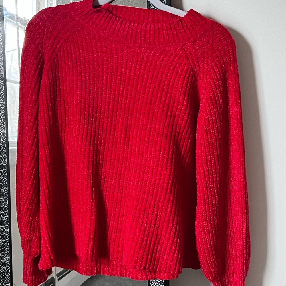 Red knitted sweater